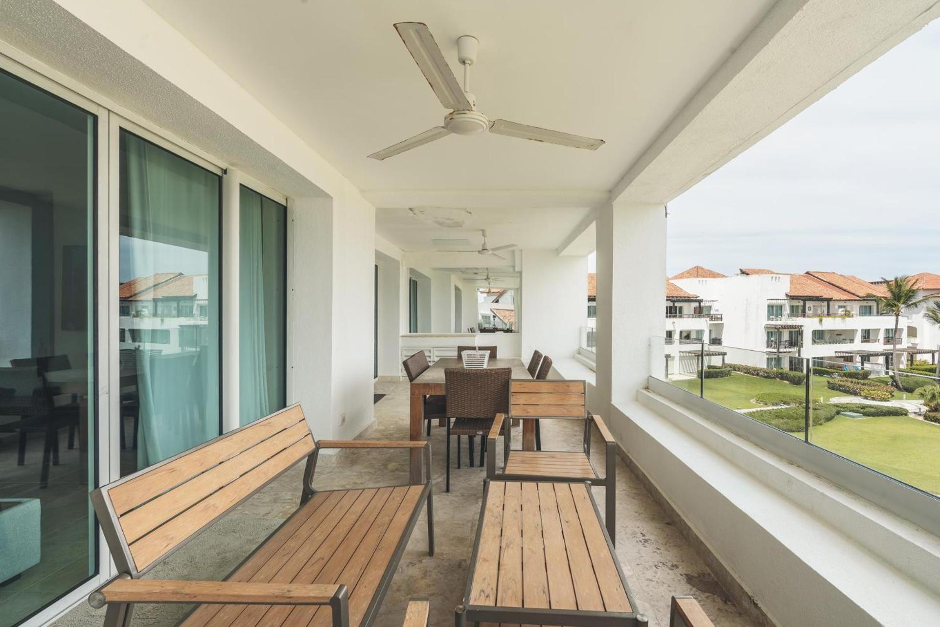 Appartement With 2br And Ocean View In Punta Palmera